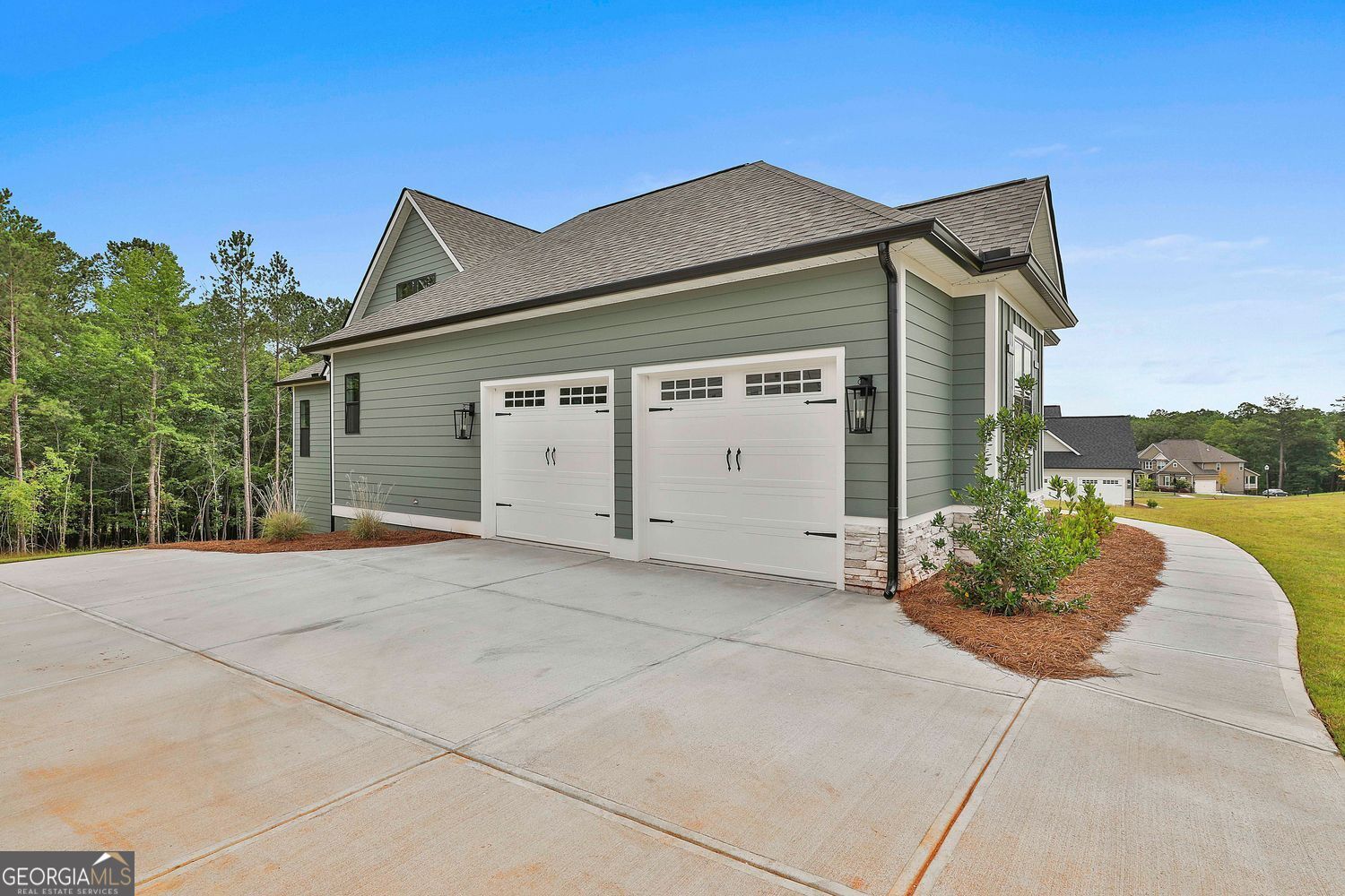 Fayetteville, Georgia 30215, United States, 4 Bedrooms Bedrooms, ,4 BathroomsBathrooms,Residential,Active,7247