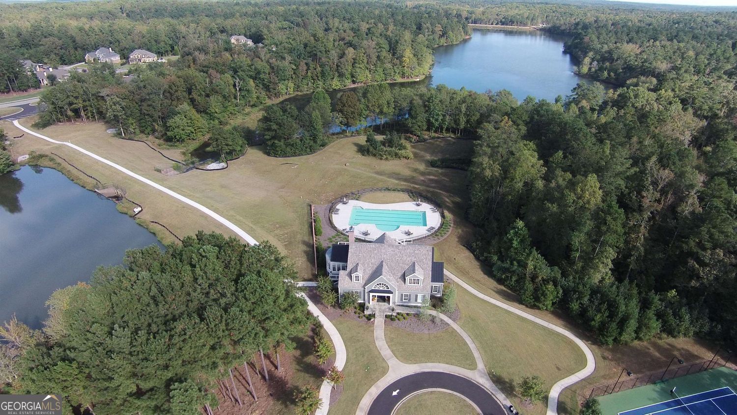 Fayetteville, Georgia 30215, United States, 4 Bedrooms Bedrooms, ,4 BathroomsBathrooms,Residential,Active,7247