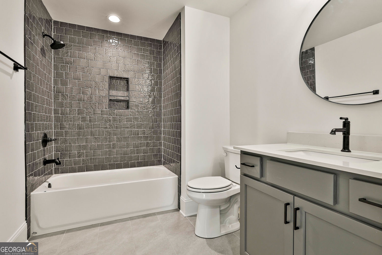 Fayetteville, Georgia 30215, United States, 4 Bedrooms Bedrooms, ,4 BathroomsBathrooms,Residential,Active,7247