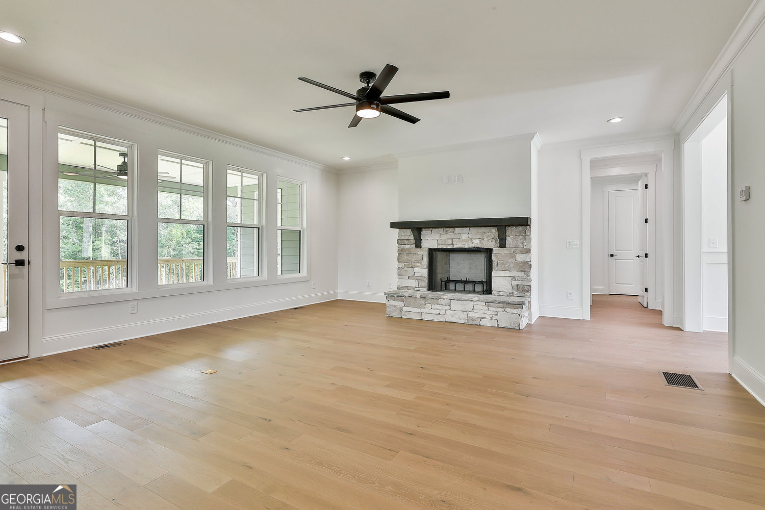 Fayetteville, Georgia 30215, United States, 4 Bedrooms Bedrooms, ,4 BathroomsBathrooms,Residential,Active,7247