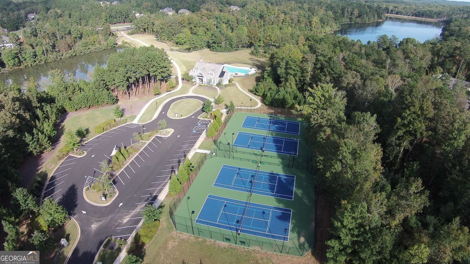 Fayetteville, Georgia 30215, United States, 4 Bedrooms Bedrooms, ,4 BathroomsBathrooms,Residential,Active,7247