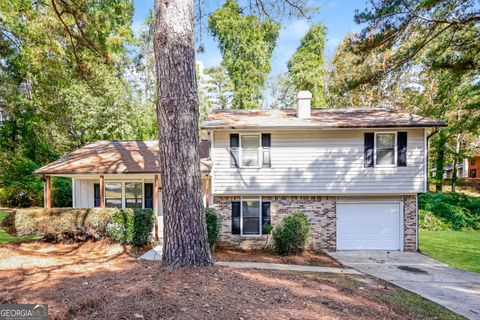 Photo of 4276 Old Lake Drive, Decatur, GA 30034 (MLS # 10640865)