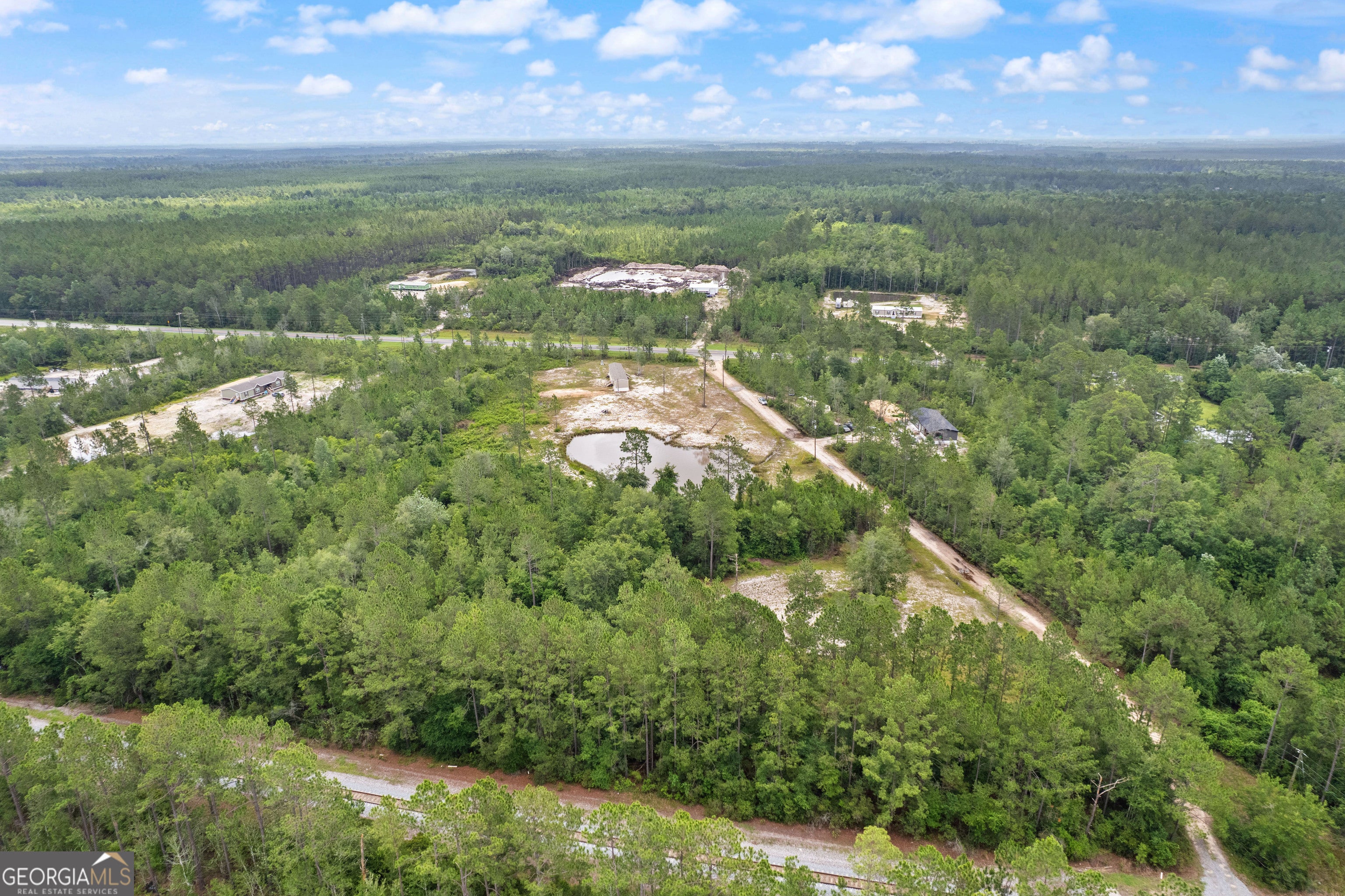 6064 S Us Highway 301