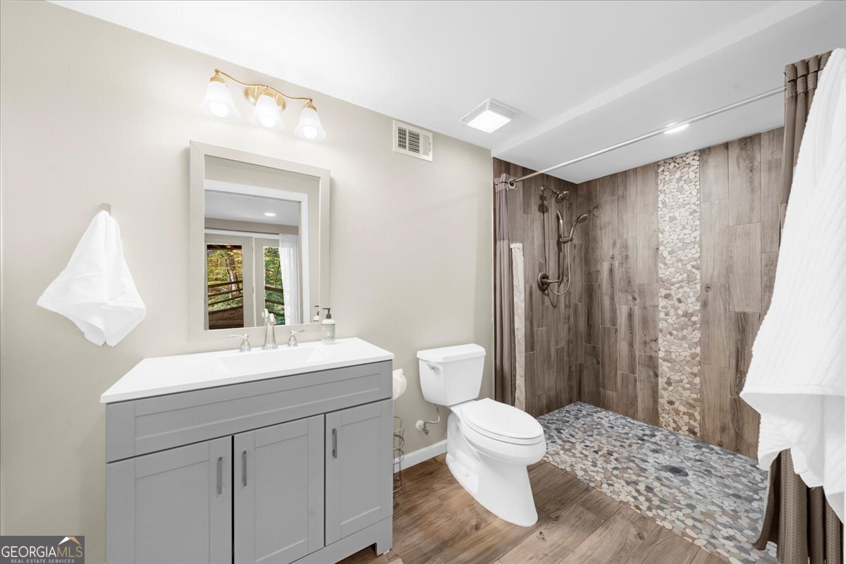 Loch Highland - Residential