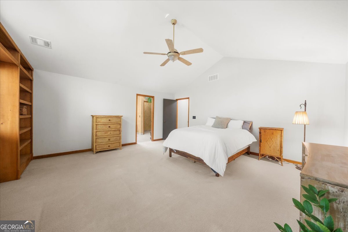 Loch Highland - Residential