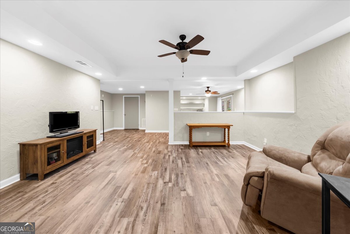 Loch Highland - Residential