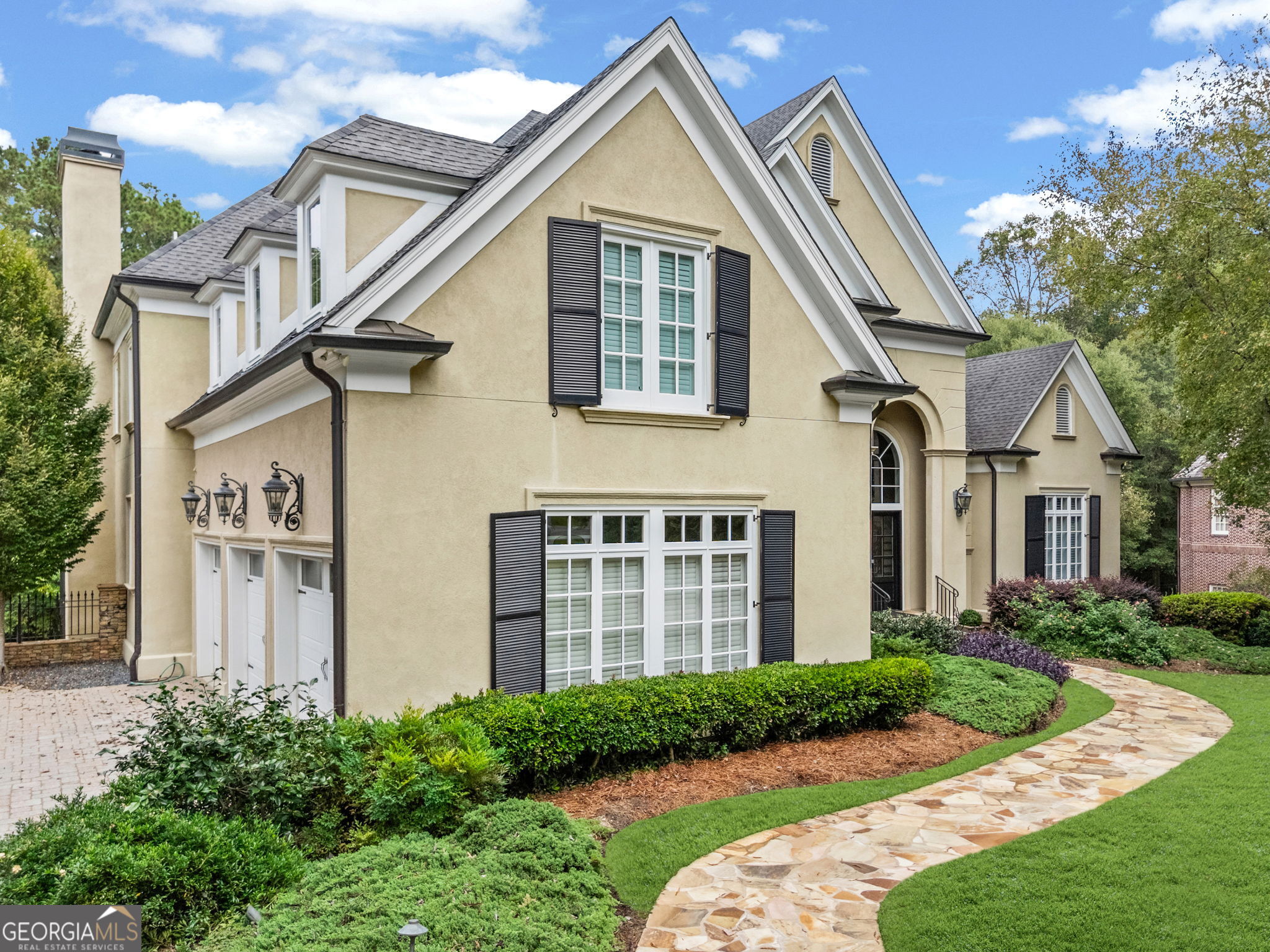River Oaks - Residential