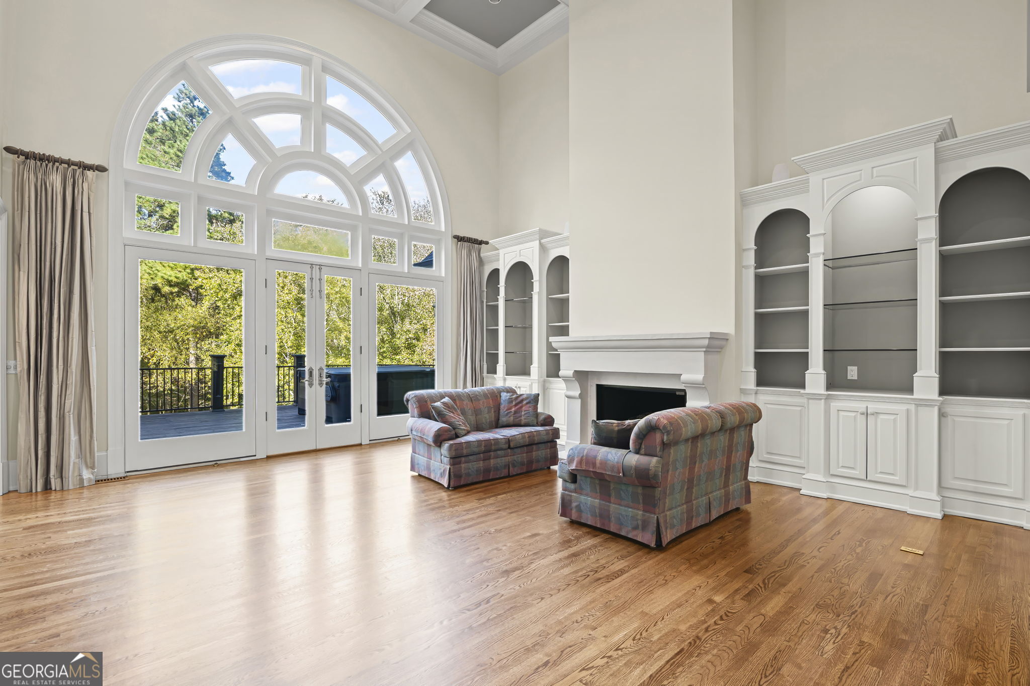 River Oaks - Residential