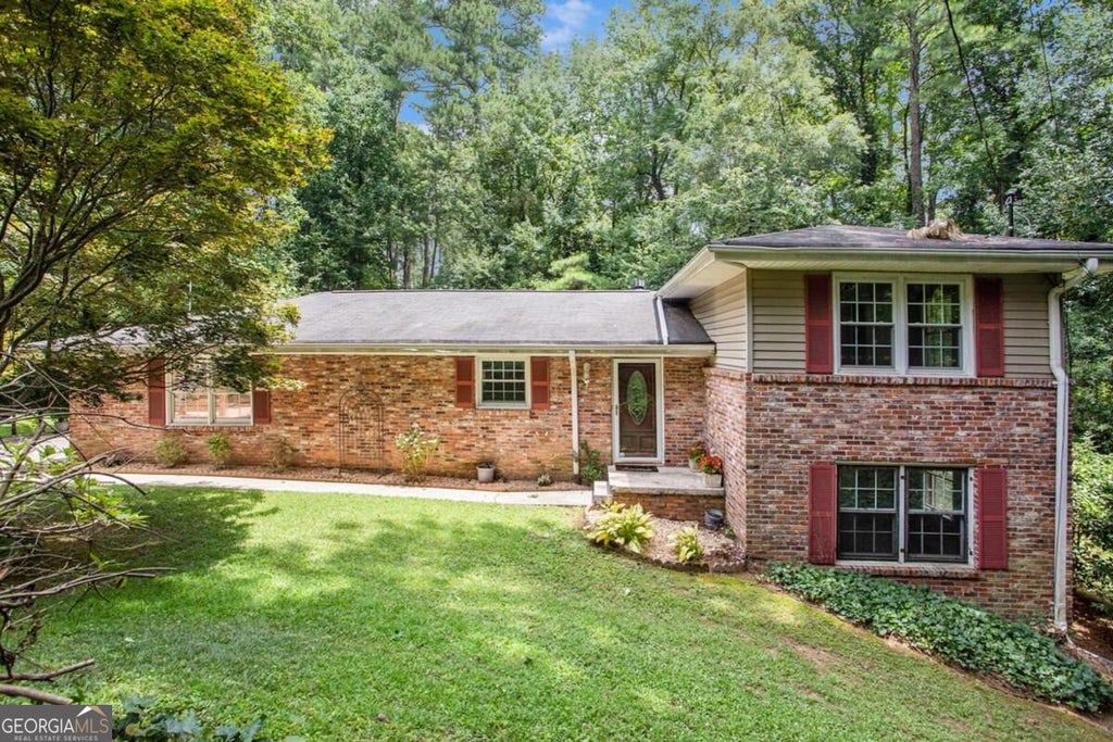 Photo of 1768 Briarlake Circle, Decatur, GA 30033 (MLS # 10876926)