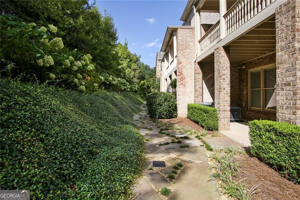 Northgate at Ellard - Residential Income