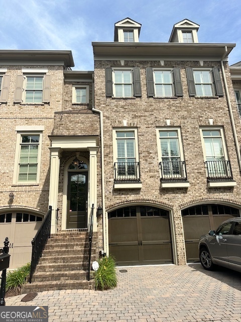 Northgate at Ellard - Residential Income