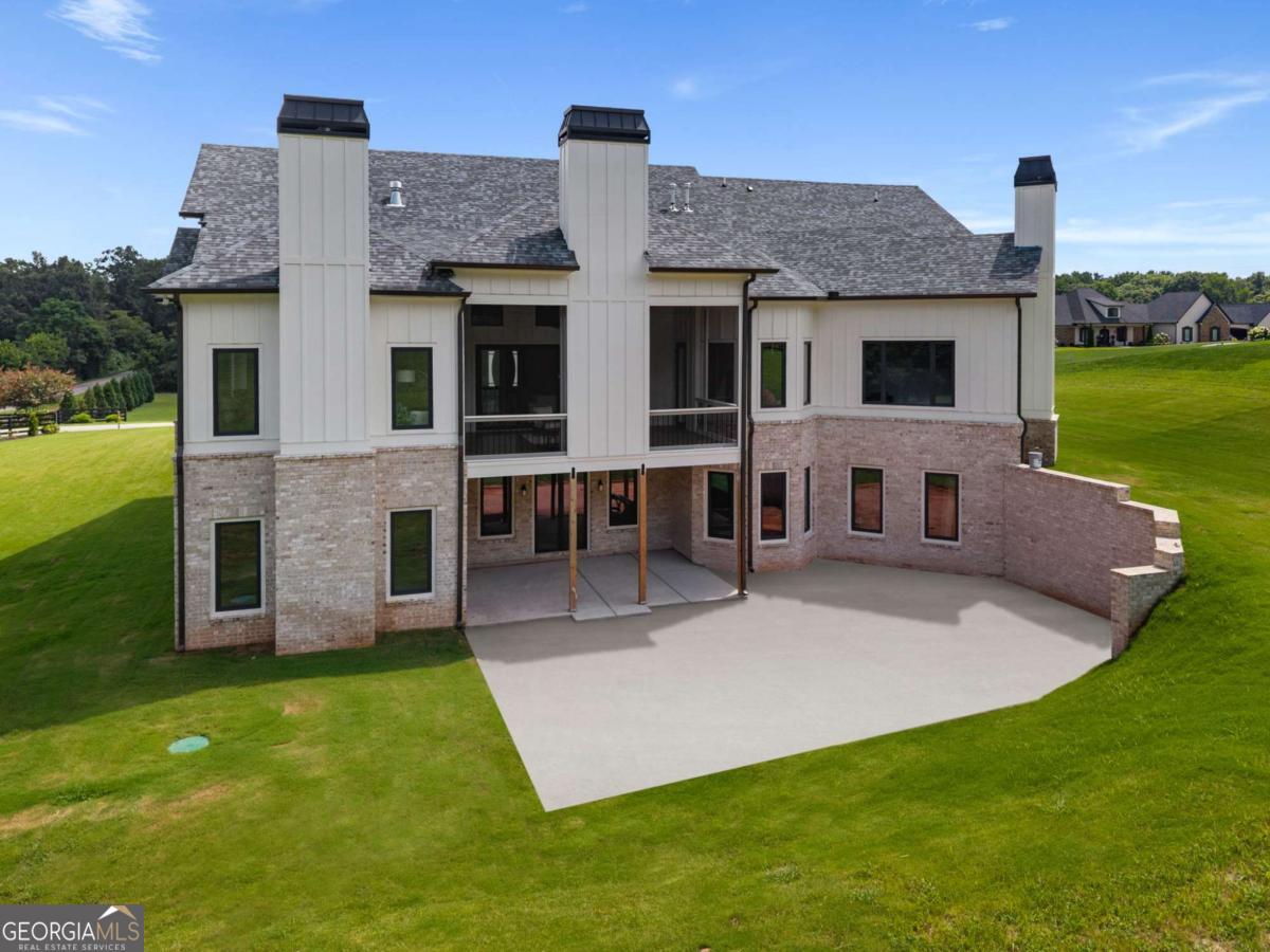1020 West CT