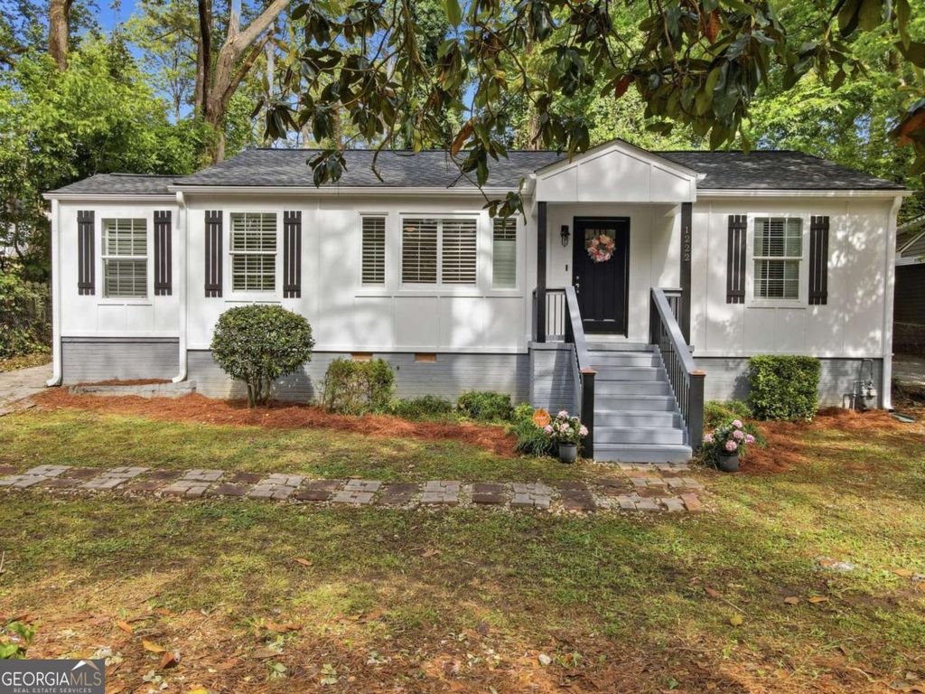 Photo of 1222 Elizabeth Avenue SW, Atlanta, GA 30310 (MLS # 10761457)
