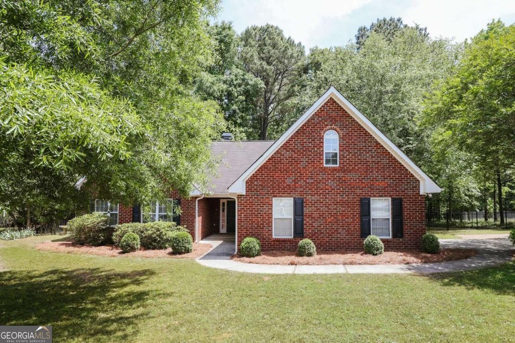 Photo of 350 Brickleberry Ridge, Athens, GA 30605 (MLS # 10760032)