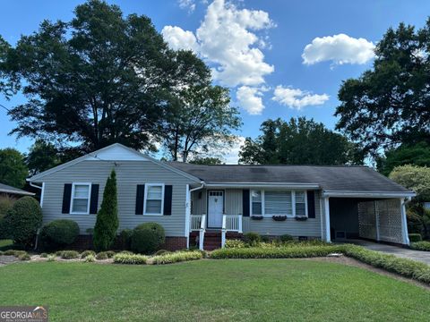 Photo of 8 John Ross Drive SW, Rome, GA 30165 (MLS # 10305749)