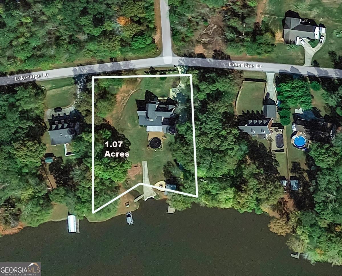 327 Lakeridge DR