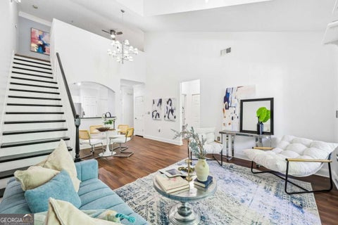Photo of 1424 Westchester Ridge NE, Atlanta, GA 30329 (MLS # 10847975)