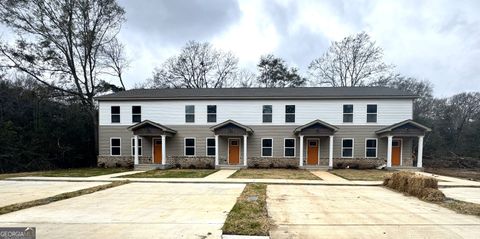 305 N 4th ST Warner Robins GA 31093