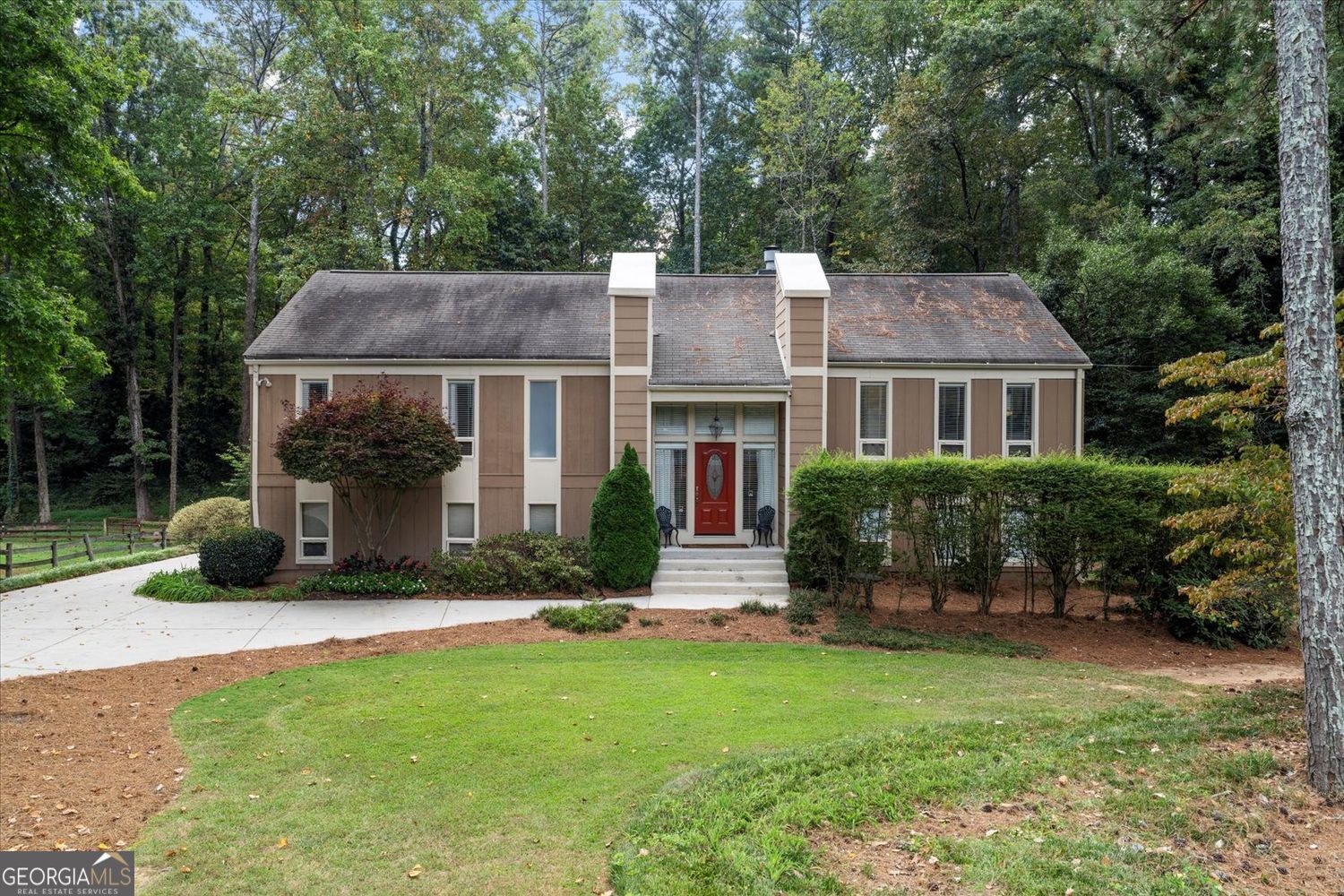 Lovely 4BD/4BA home offers the perfect blend of comfort, style, and functionality in one of East Cobb's prime locations. Step into the Chef's Kitchen, featuring painted cabinets, granite countertops, stainless steel appliances, double ovens, & hardwood floors-all opening to the keeping room, dining area, and living space for today's ideal open-concept living. The main level boasts 3 spacious bedrooms & 2 full baths, plus a spectacular oversized screened-in porch-a true sanctuary to relax & enjoy Georgia's beautiful weather. Downstairs, the terrace level creates a private retreat w/ a large primary suite featuring 4 closets, a spa-like bath w/a tiled shower & jetted tub, plus a media room & flexible space perfect for a home office, gym, or playroom. A charming gazebo completes the backyard oasis, offering a perfect spot to unwind. With TOP RATED EAST COBB schools & a layout ideal for multi-generational living, this home delivers both convenience and lifestyle. Enjoy ample parking to host family gatherings & easy access to parks, shopping, dining, and everything East Cobb has to offer-all while coming home to a space designed for making memories.
