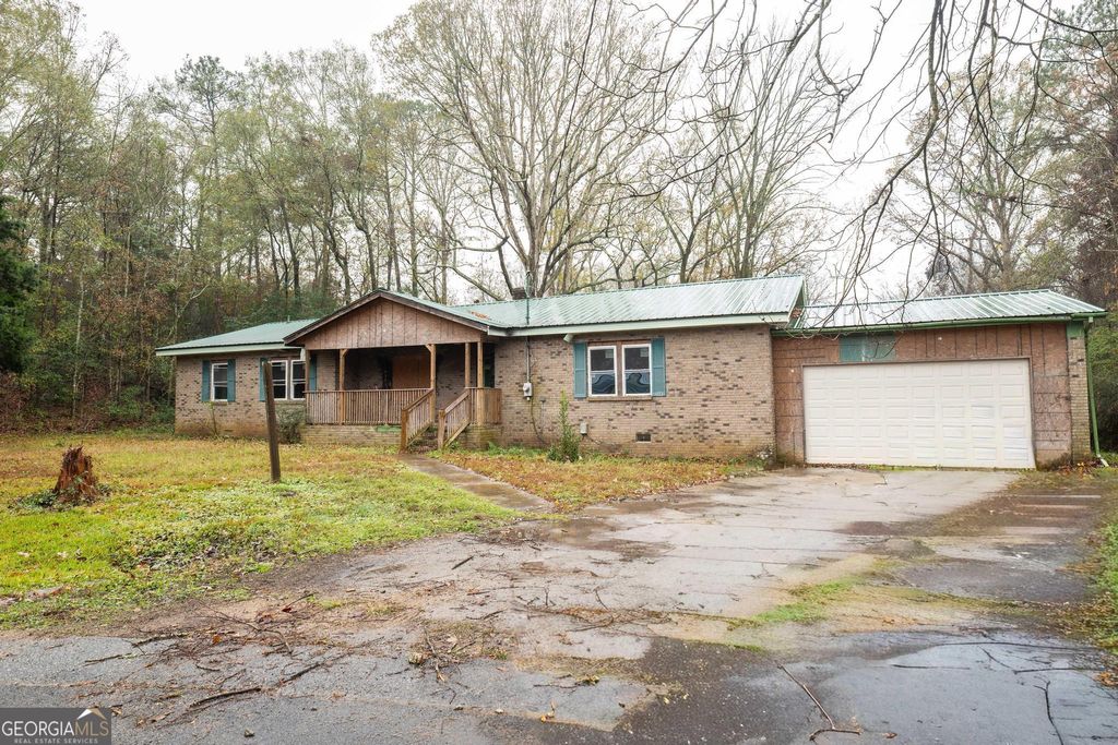 Photo of 109 Dempsey Street, Byron, GA 31008 (MLS # 10680852)