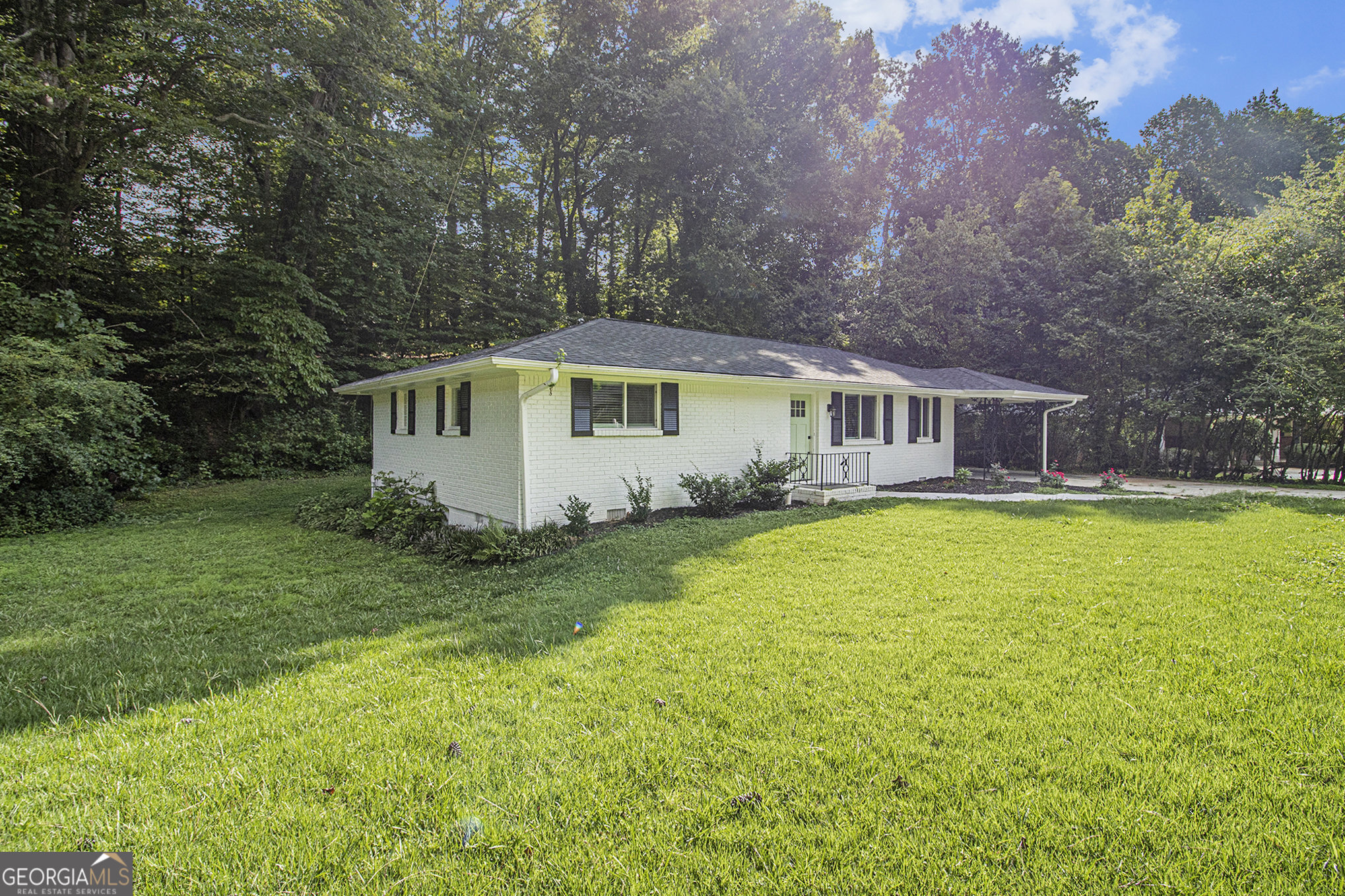 1595 Moncrief CIR