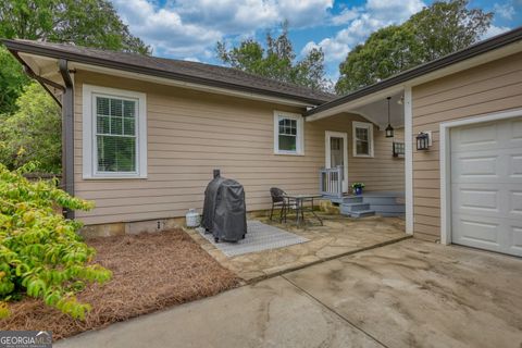 A home in Shady Dale