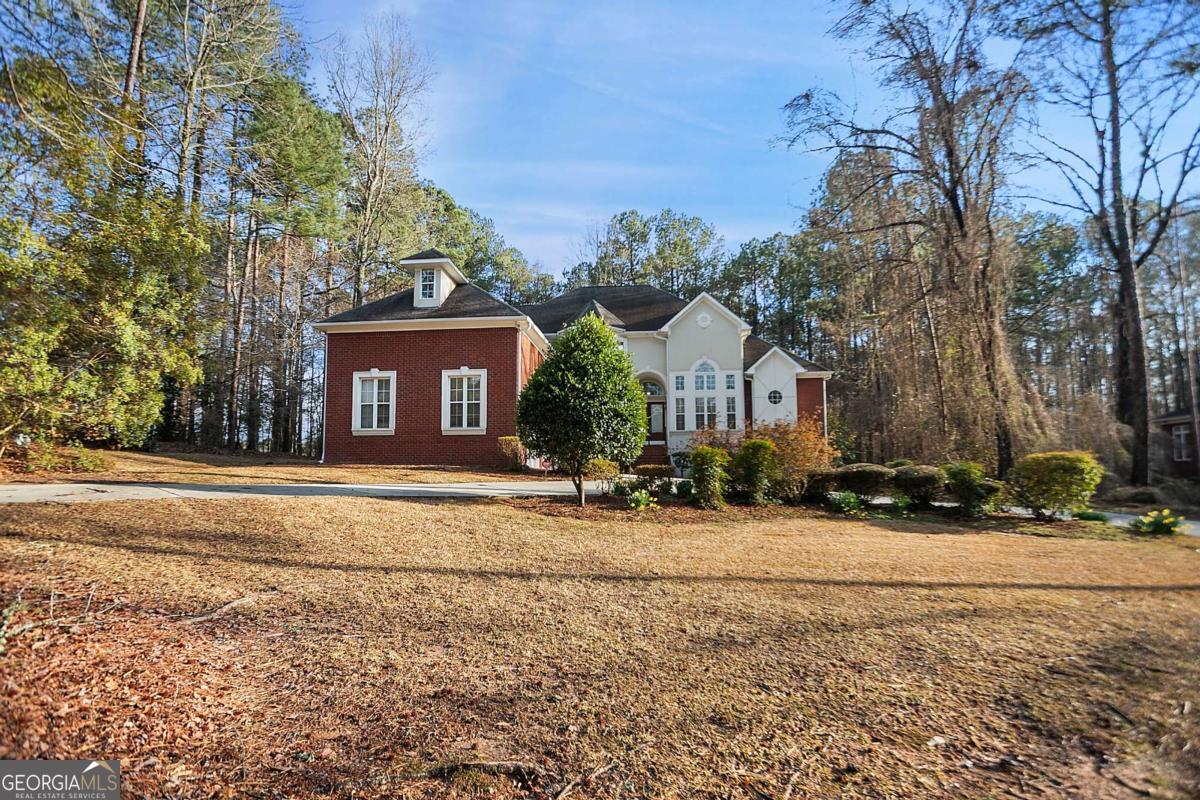 175 Oak Manor