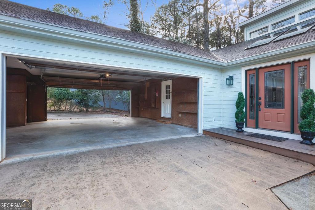 Photo of 4069 Howell Ferry Road, Duluth, GA 30096 (MLS # 10690197)