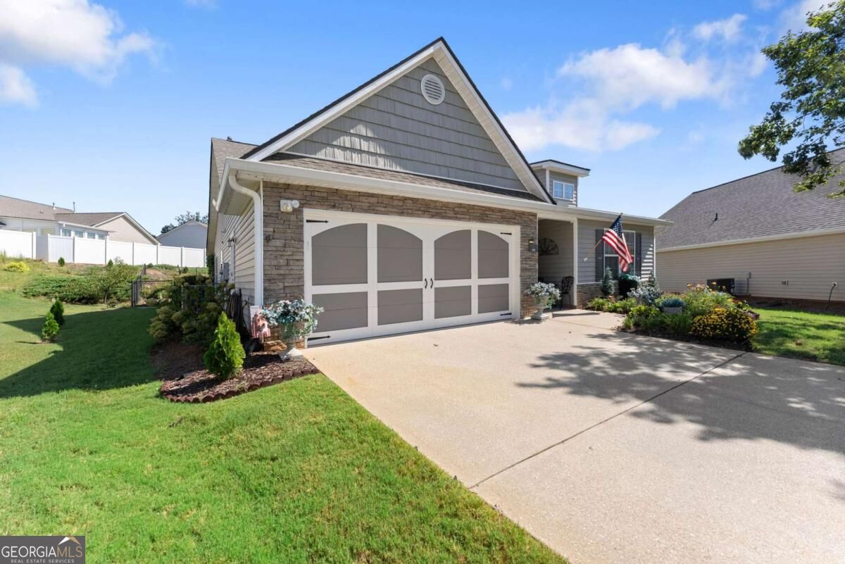 496 Tranquil DR