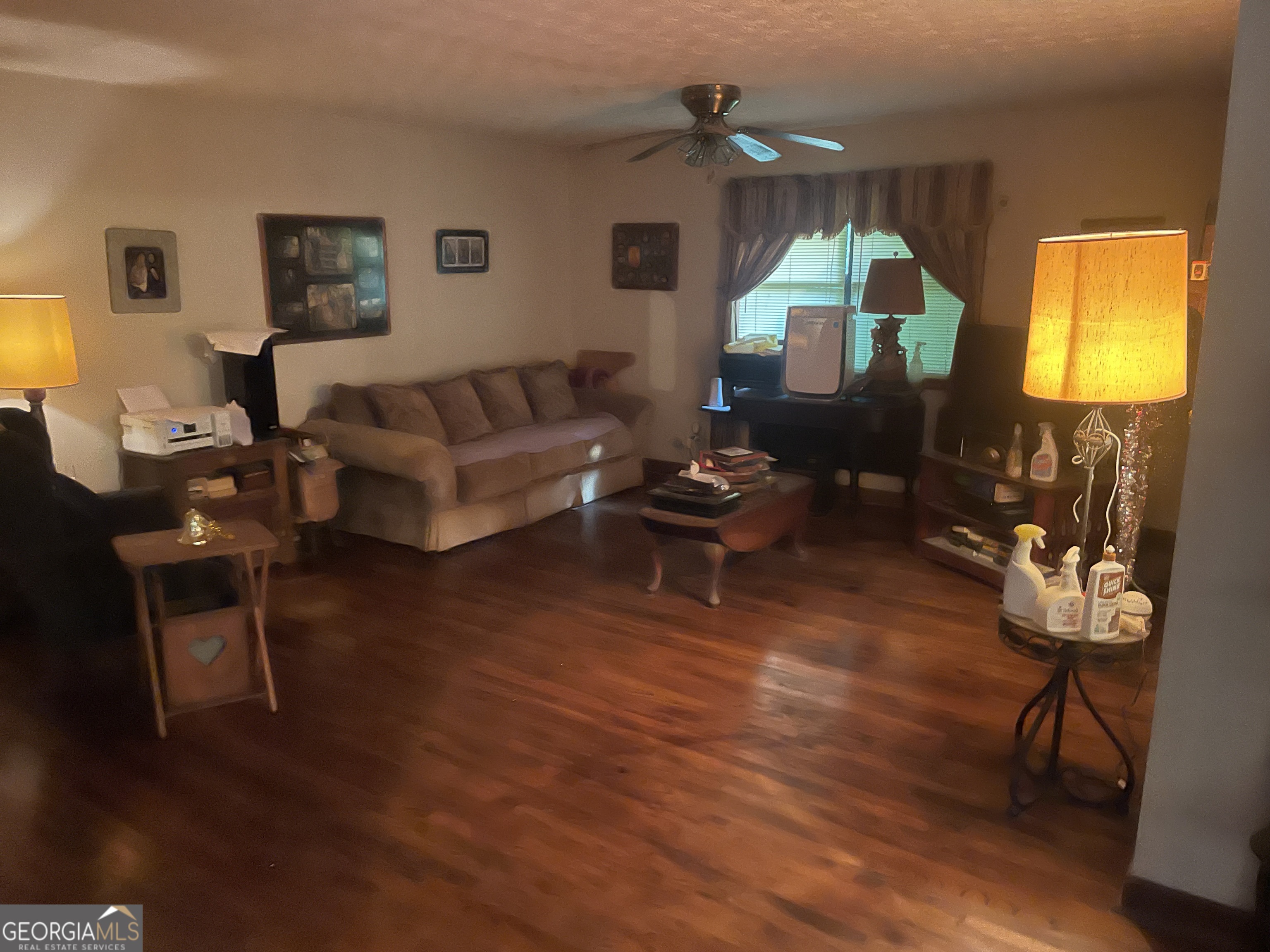 221 Oak Grove RD