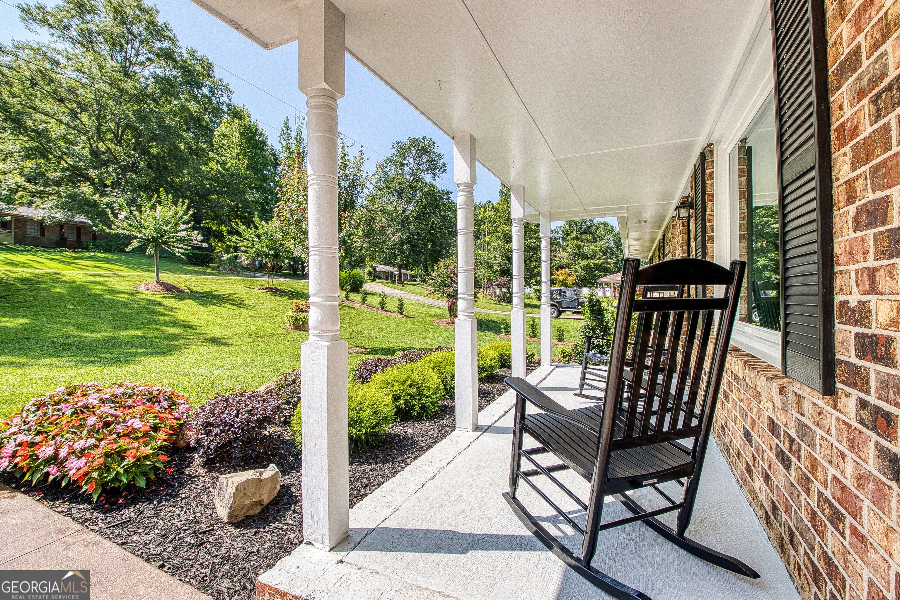 27 Lynhaven DR