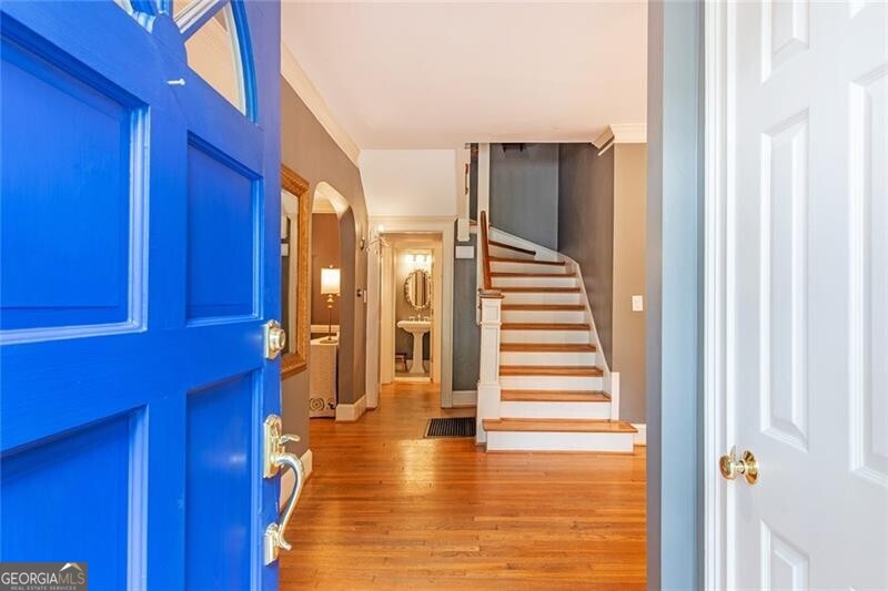 573 Collier RD NW