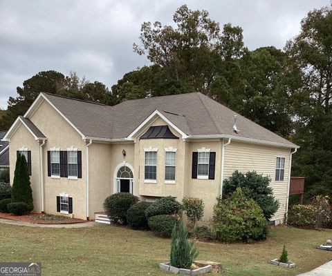 A home in Newnan