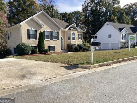 A home in Newnan