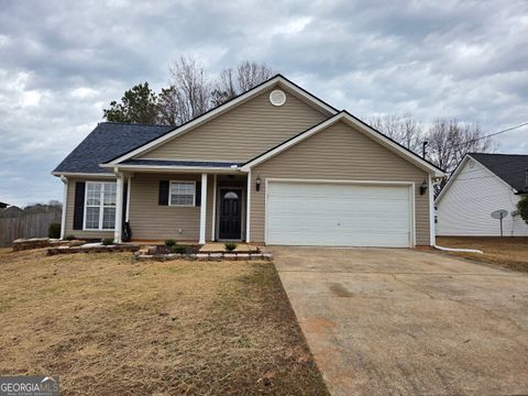 14 Huntington DR Grantville GA 30220