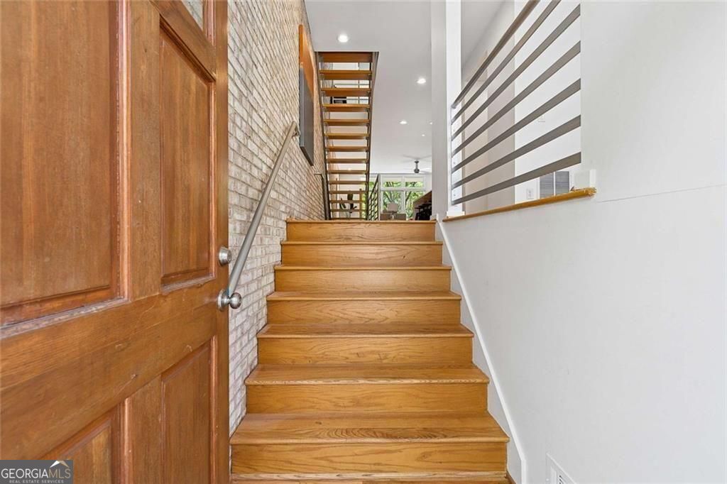 1327 Peachtree VW NE