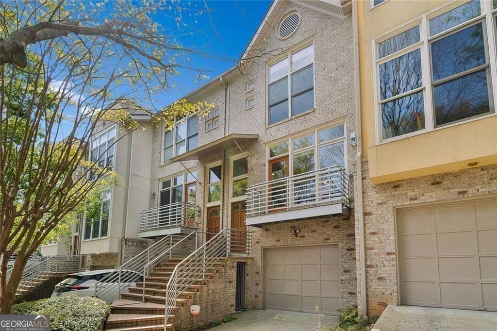 1327 Peachtree VW NE