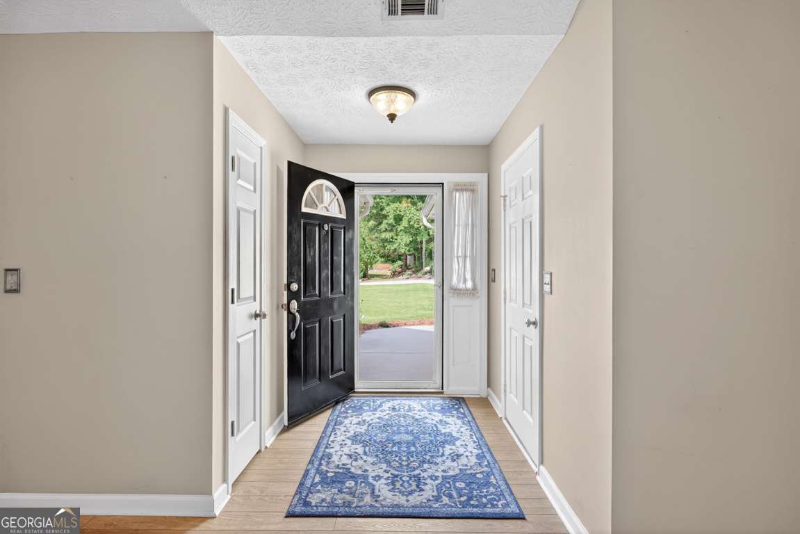 1587 Heartwood DR