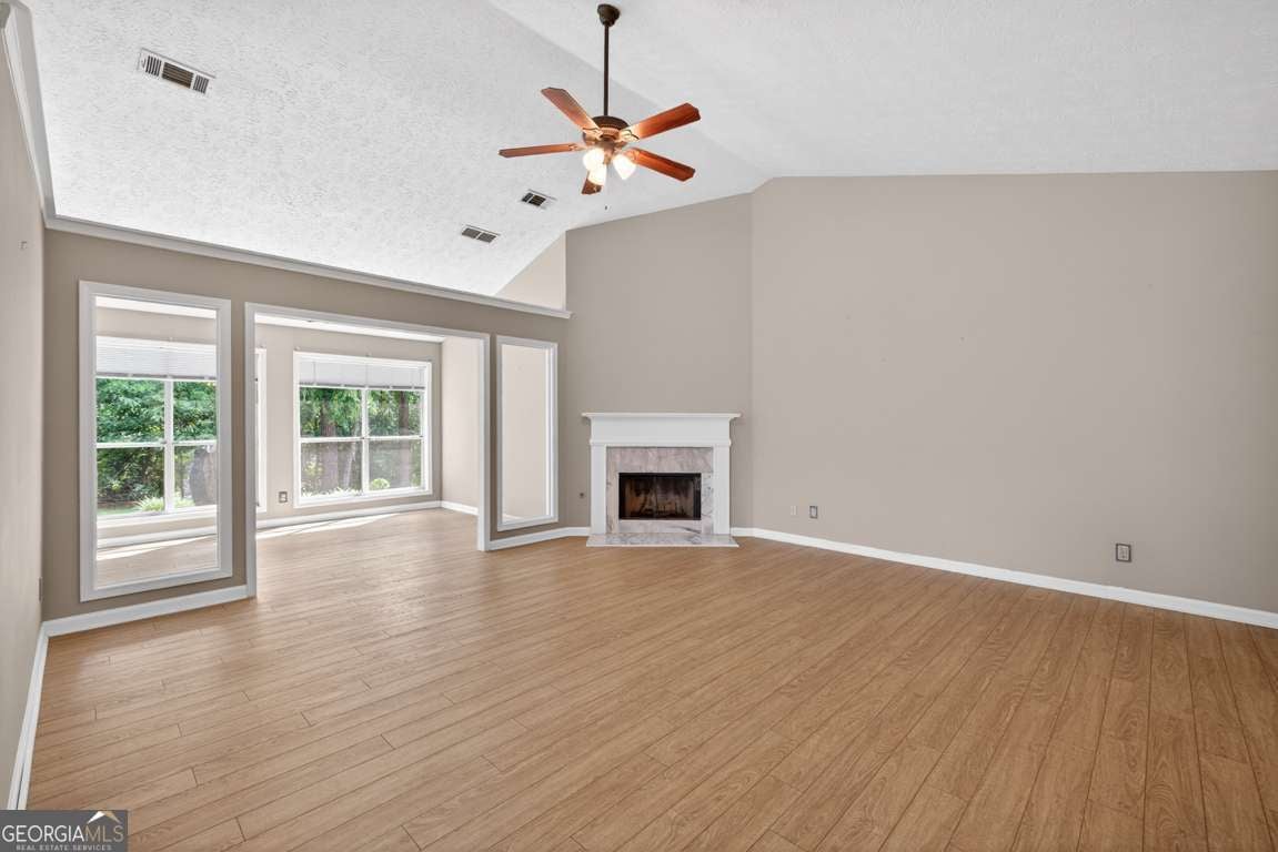 1587 Heartwood DR