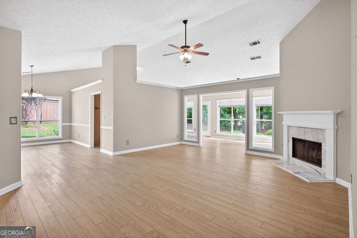 1587 Heartwood DR