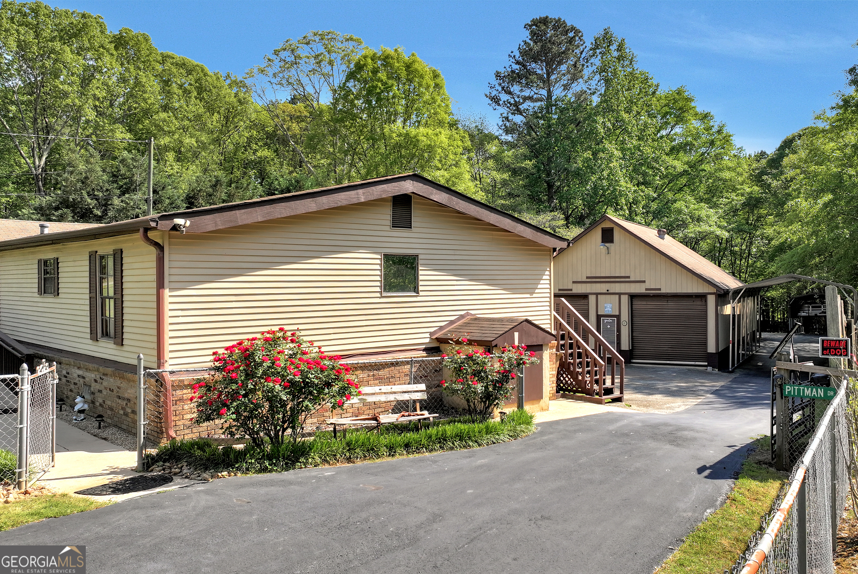 7287 Williams RD