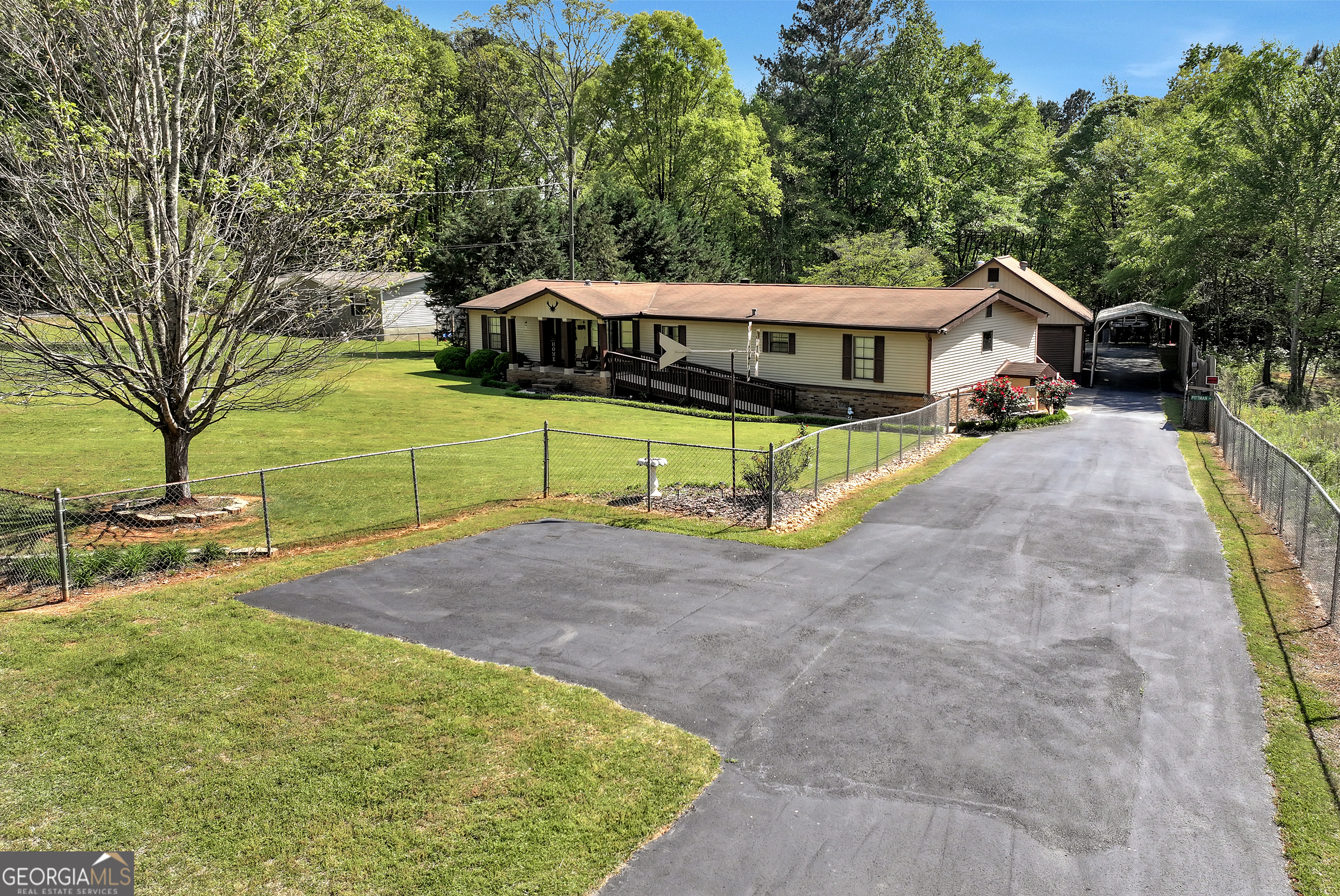 7287 Williams RD