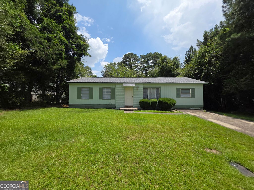 Photo of 3295 Masseyville Road, Macon, GA 31217 (MLS # 10822411)
