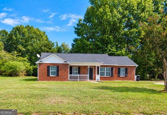 110 BRADLEY CIR, BARNESVILLE, GA 30204 - Image 30b9cd8c3e8af08a0fcfd63dffcec71f/2271007628
