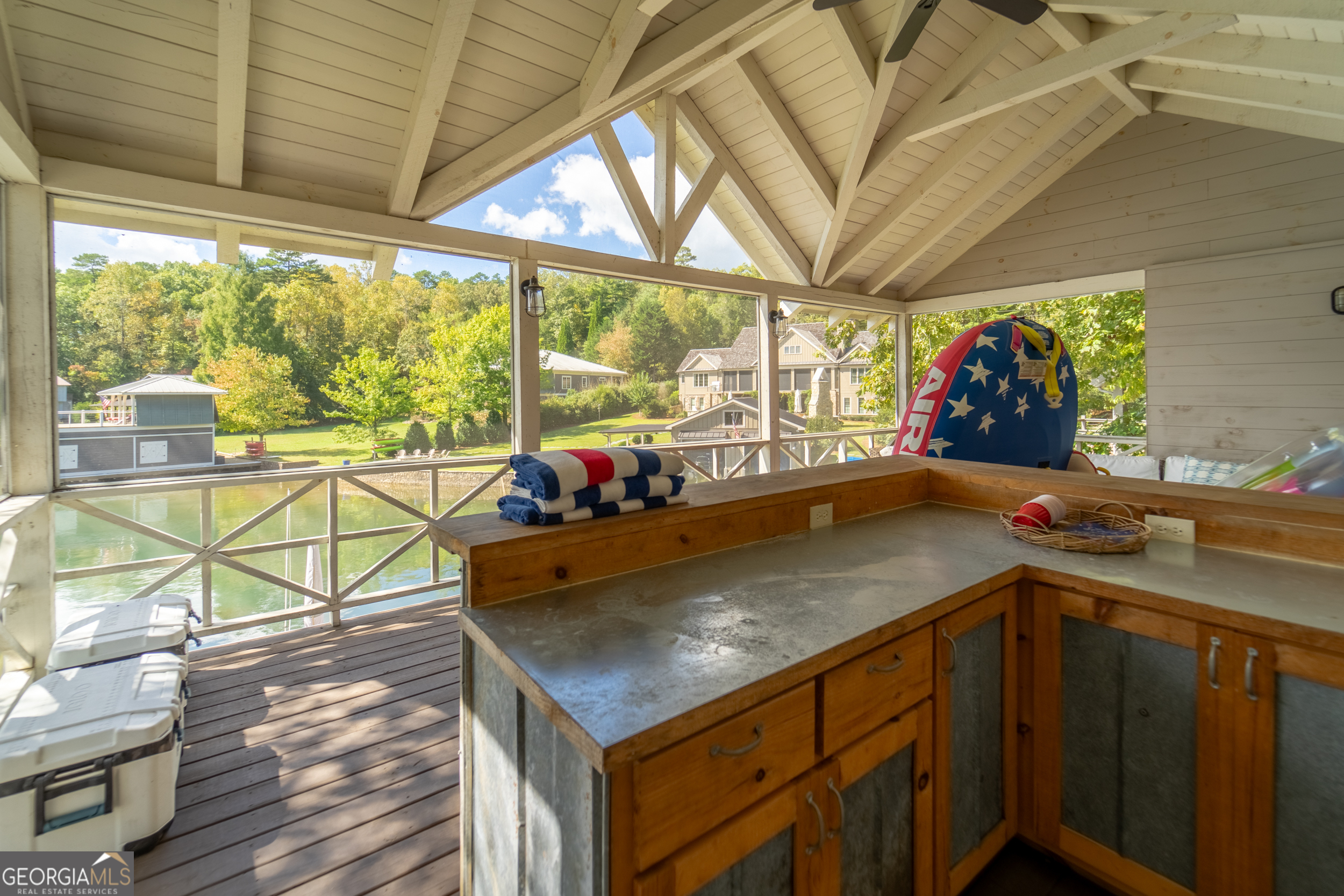 Lake Burton - Residential