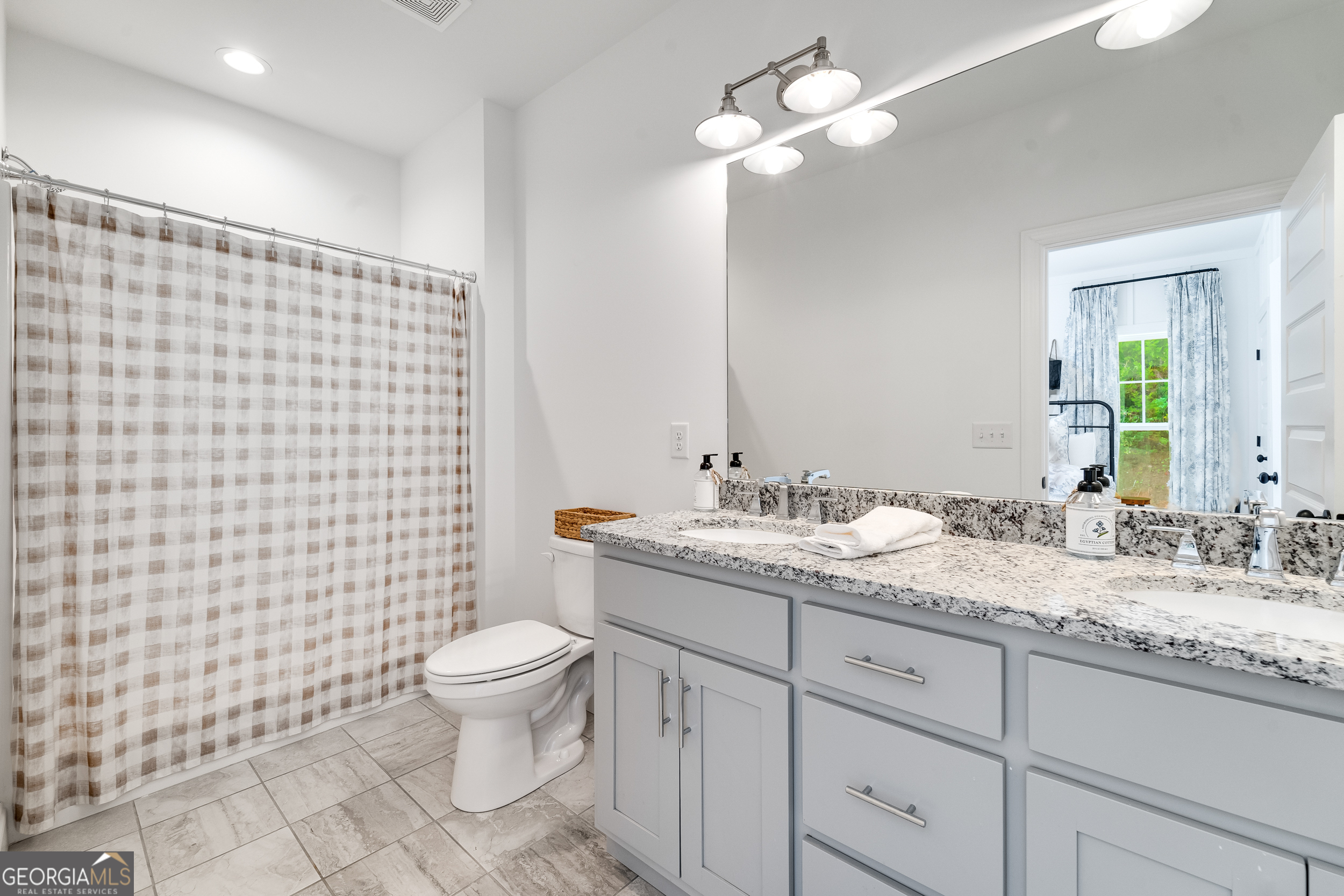 Lake Burton - Residential