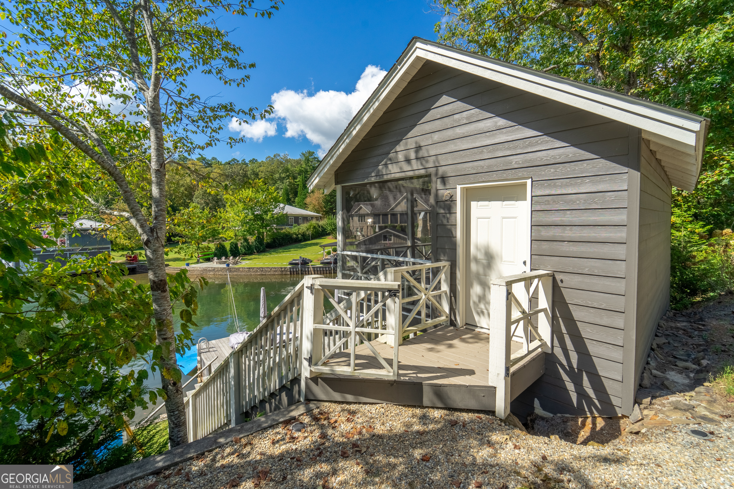 Lake Burton - Residential