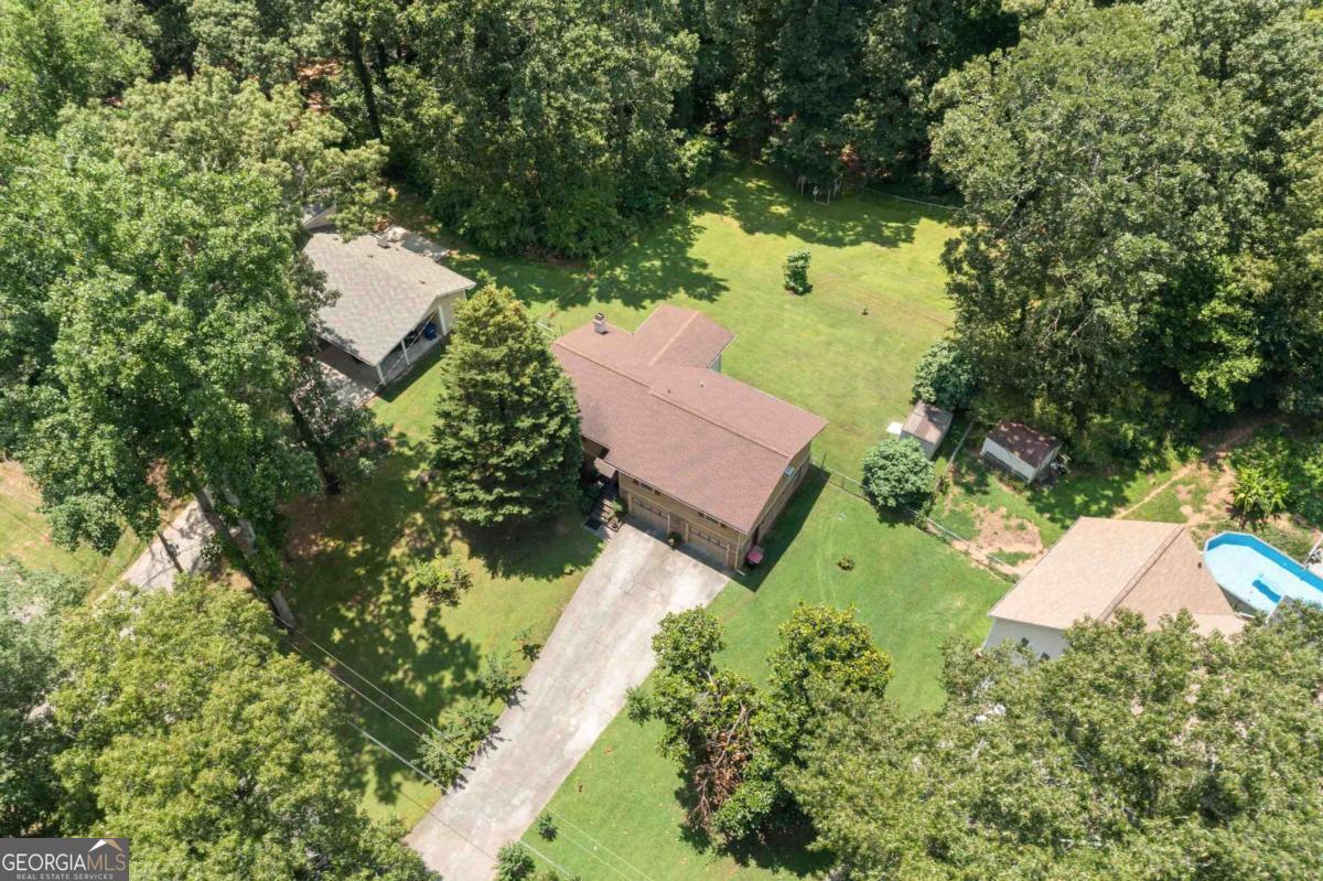 3838 Chattahoochee DR