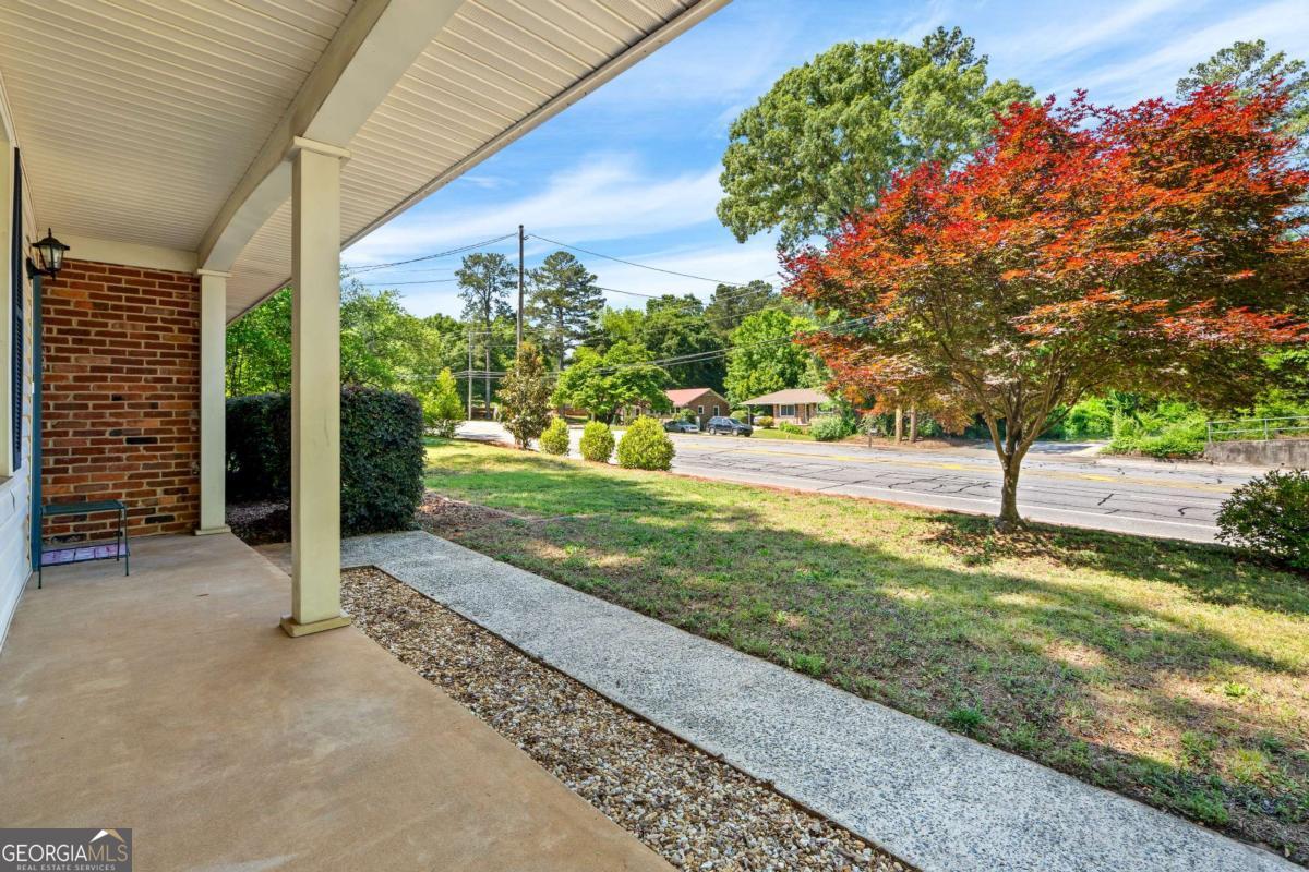 1009 College Station RD