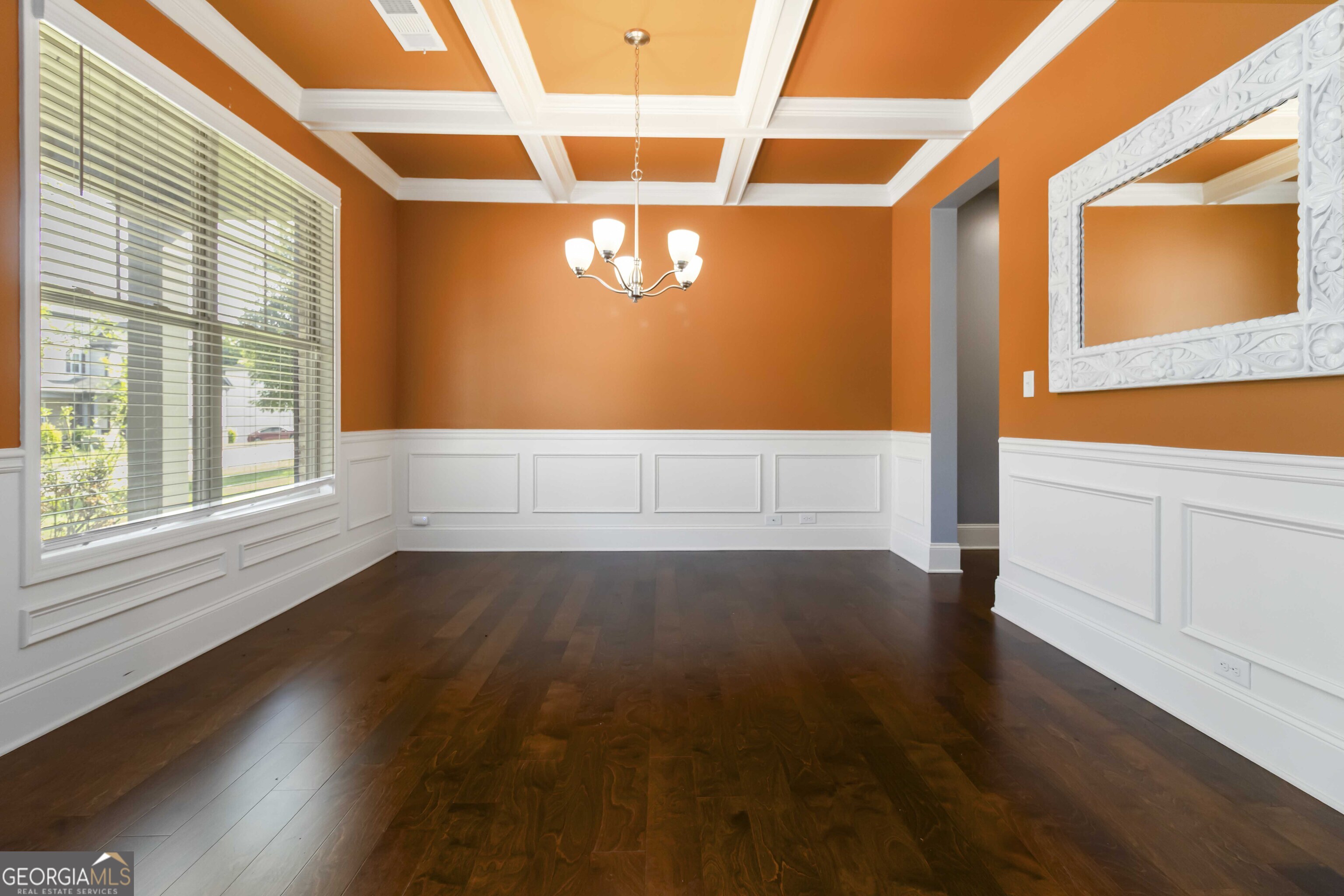 119 Fountain Oak